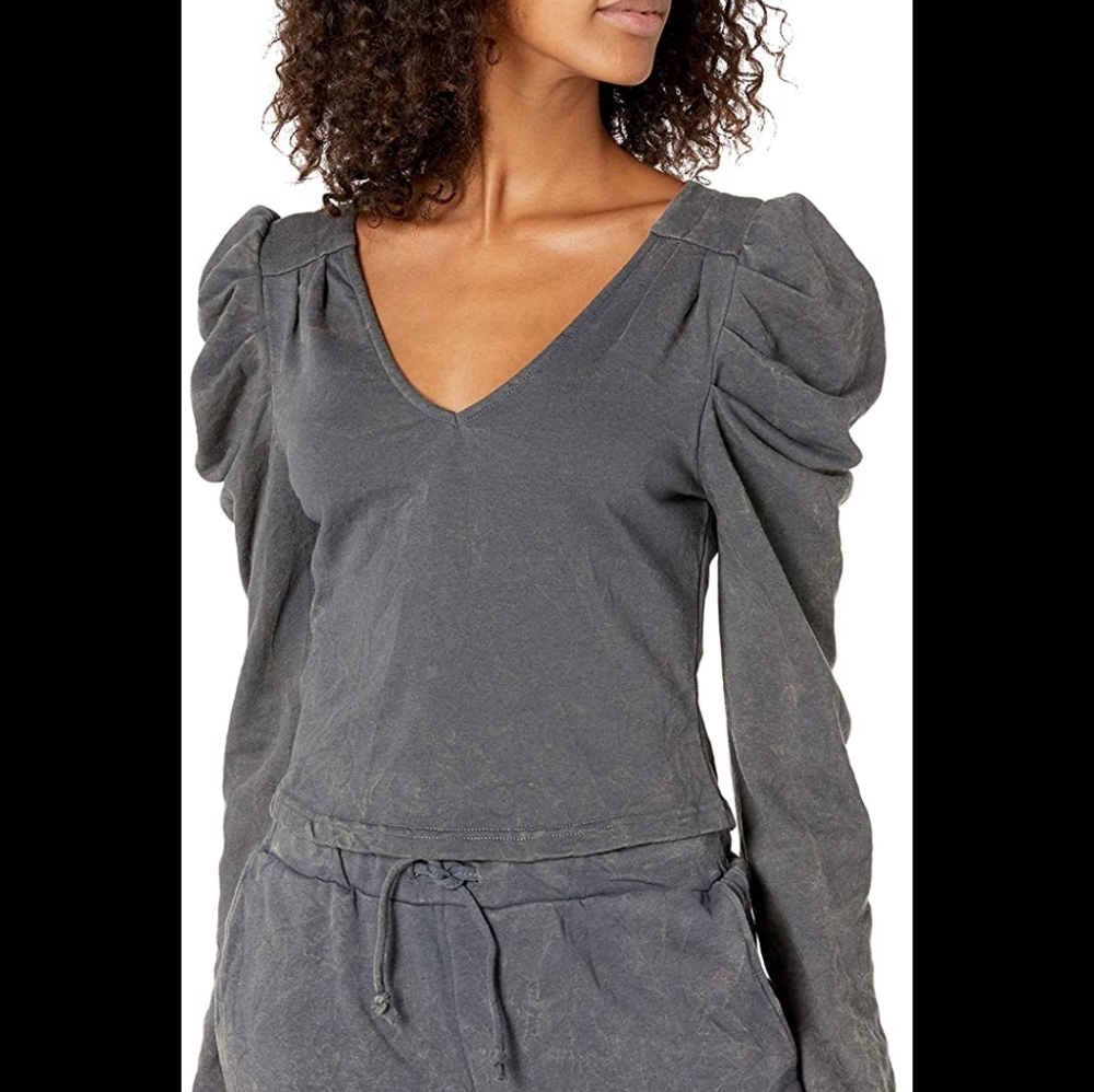 3/$18 Kendall+Kylie Distressed Gray & Yellow Puffed Sleeve Top